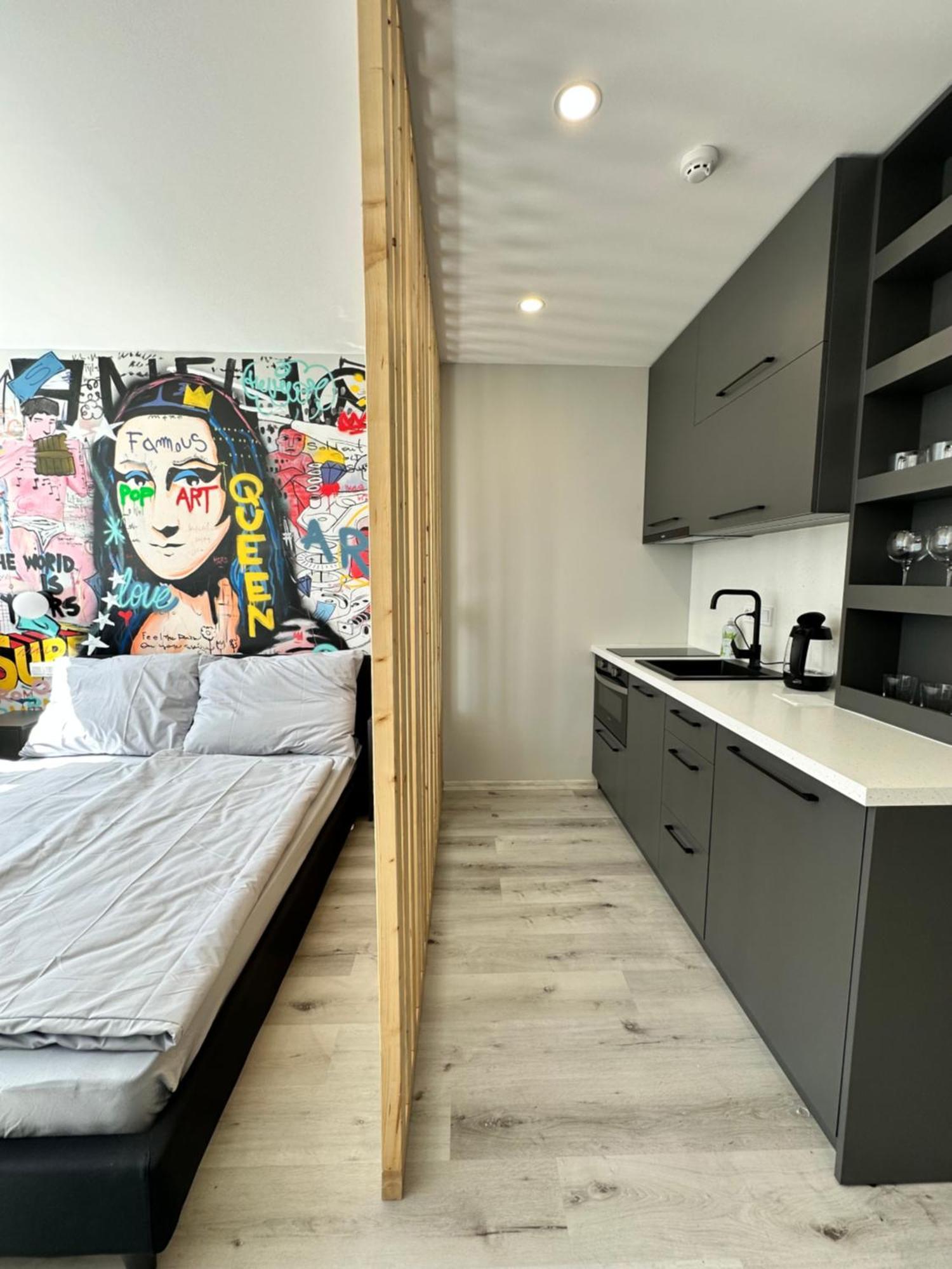 Ios Artprg Apartmán *